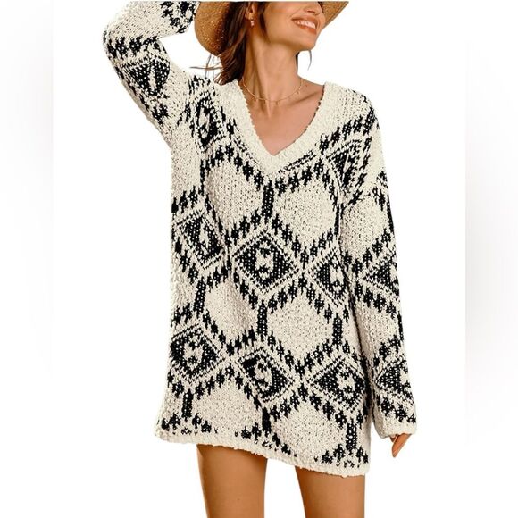 Cupshe Black and White Knit Mini Dress - Picture 3 of 12